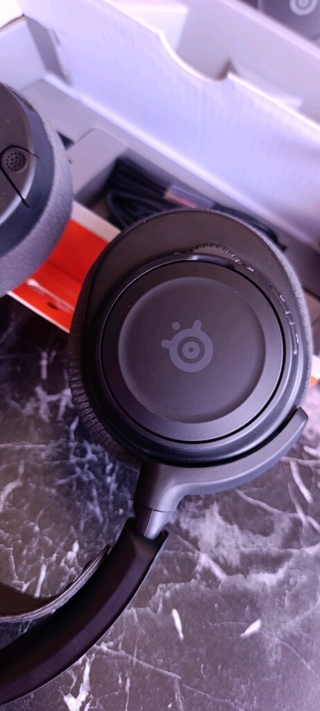 Steelseries Arctis Nova 7 Wireless Gen2 - 5