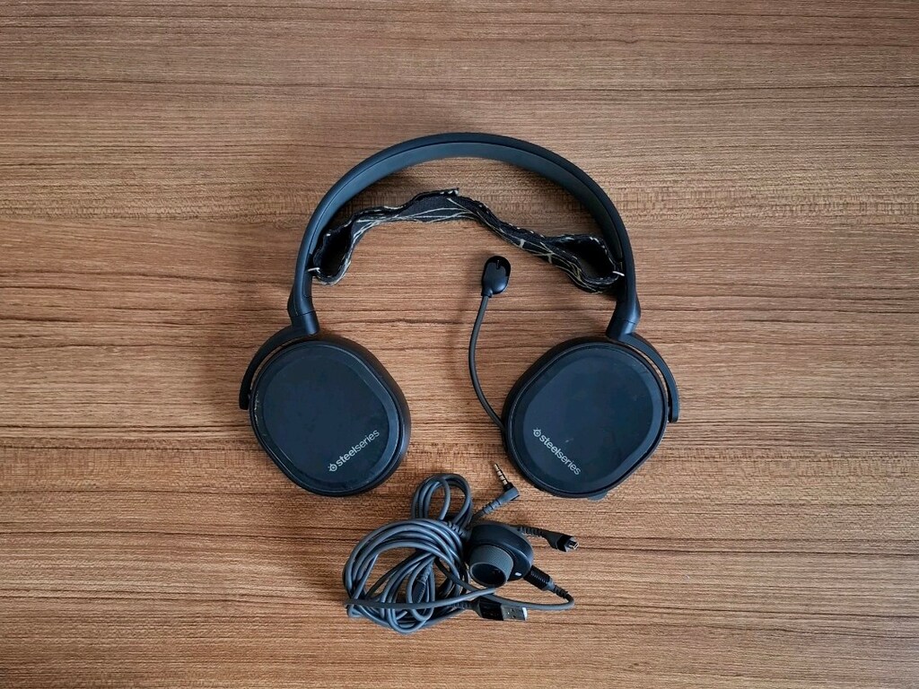 SteelSeries Arctis 5 RGB 7.1 Oyuncu Kulaklığı - 2