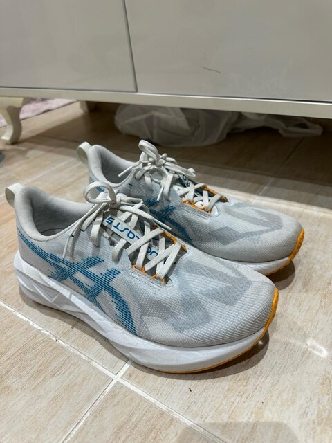 Asics Novablast 5