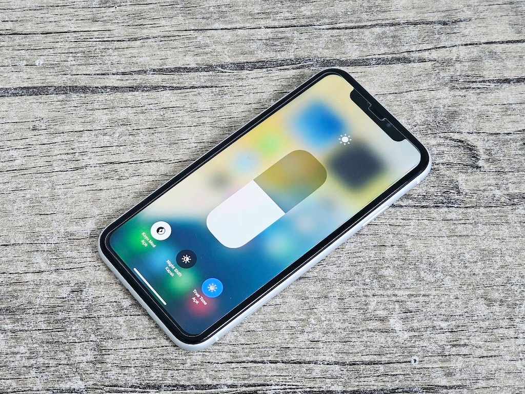 İPHONE XR 128 GB SORUNSUZ BÜTÜN ÖZELLİKLERİ ÇALIŞIYOR - 10