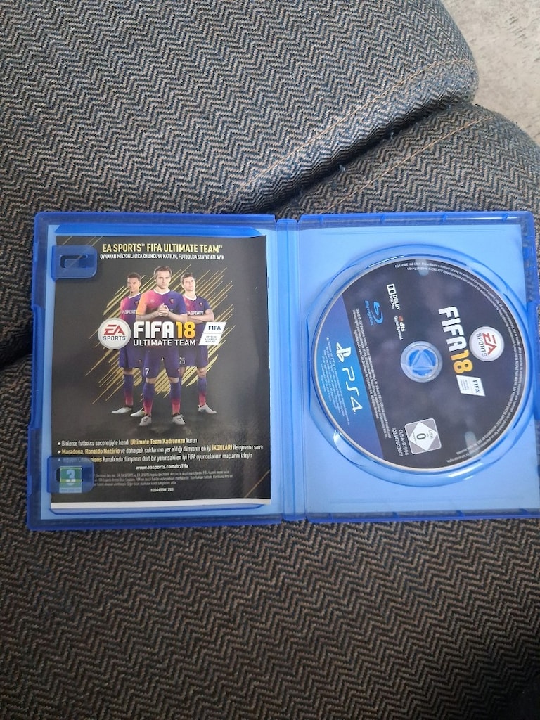 FIFA 18 - PlayStation 4 (PS4) Orijinal Oyun CD'si - 2