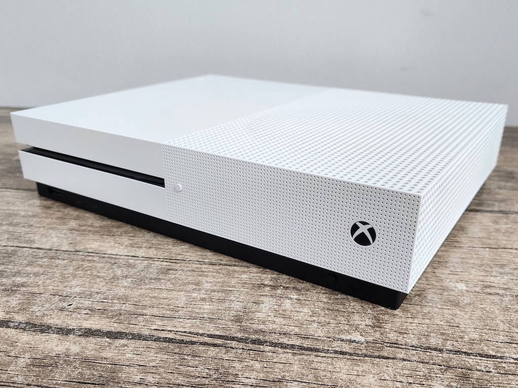 X Box One S / Çift Kol / Hatasız / 1 TB - 6