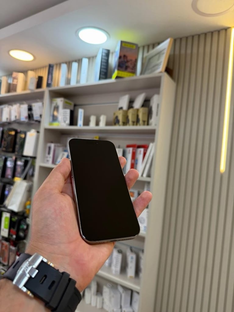 YD İPHONE 15 PRO 512 GB - 4