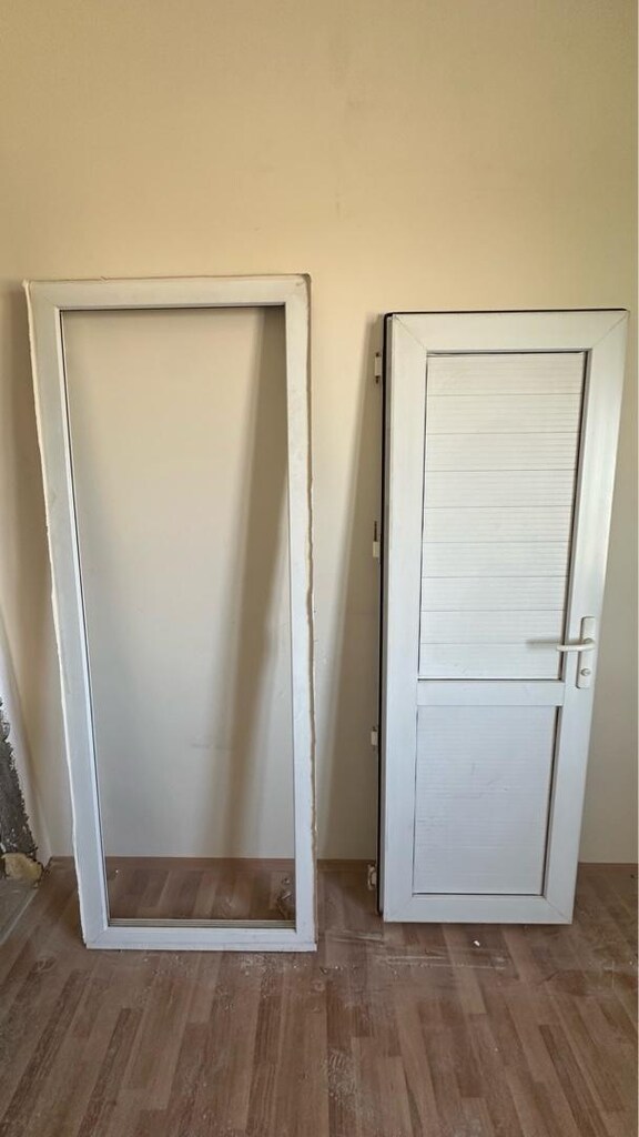 2 ADET PVC KAPI VE KASASI - 2