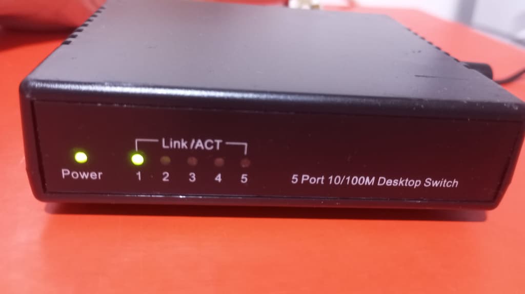 CLASS 5 Port 10/100 Mbps Ethernet Switch (Sorunsuz) - 5