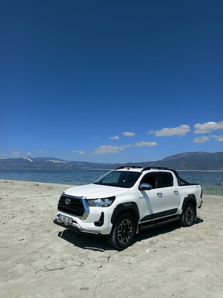 Toyata Hilux - 4