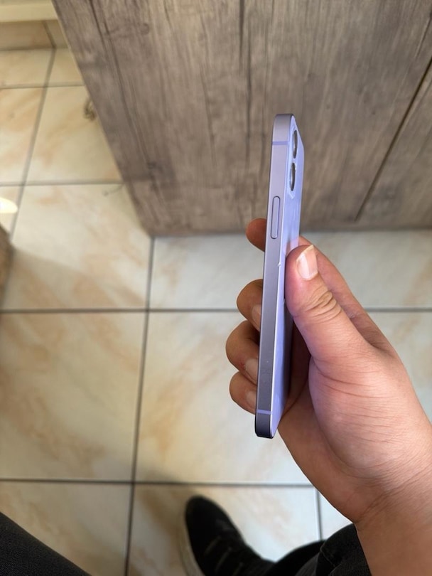 iPhone 12 - 2