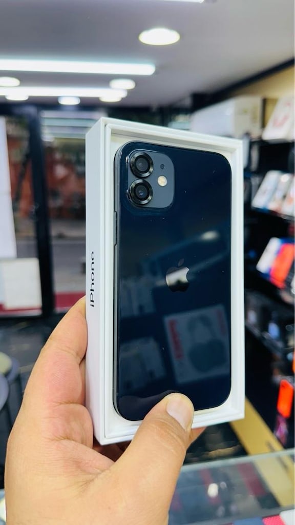 iphone 12 128 GB hatasız değişensiz