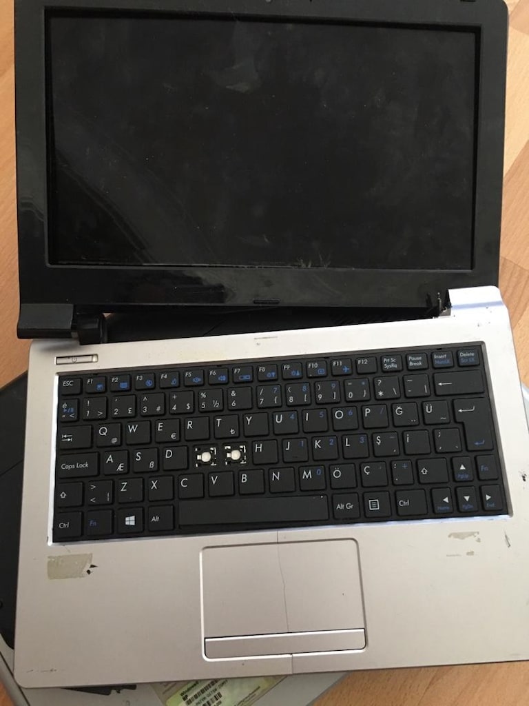 laptop netbook 2 adet - 3