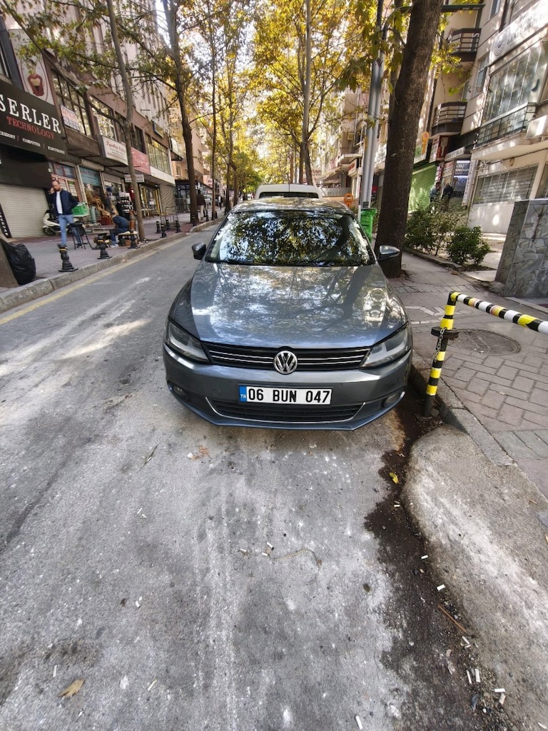 SATILIK WOSVAGEN 1.6TDI 2012 JETTA OTOMATİK 7 İLERİ - 4