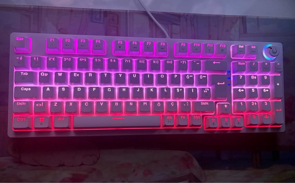 Rampage ENIGMA RGB Mekanik Gaming Klavye – Beyaz - 7