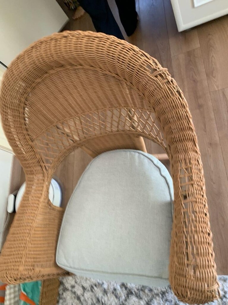 SAHIBI BAYANDAN. BAHÇE RATTAN YEMEK MASA TK 4 kişilik İSTİKBAL MARKA - 7
