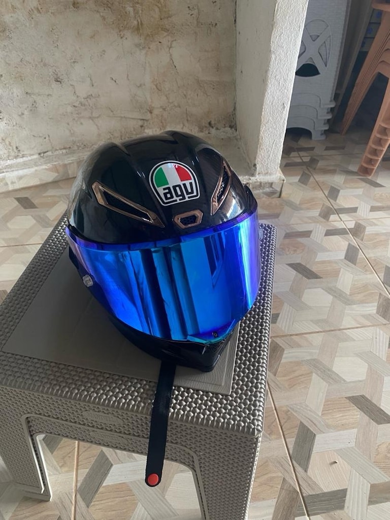 AGV PİSTA GP RR görünüş sevenler için