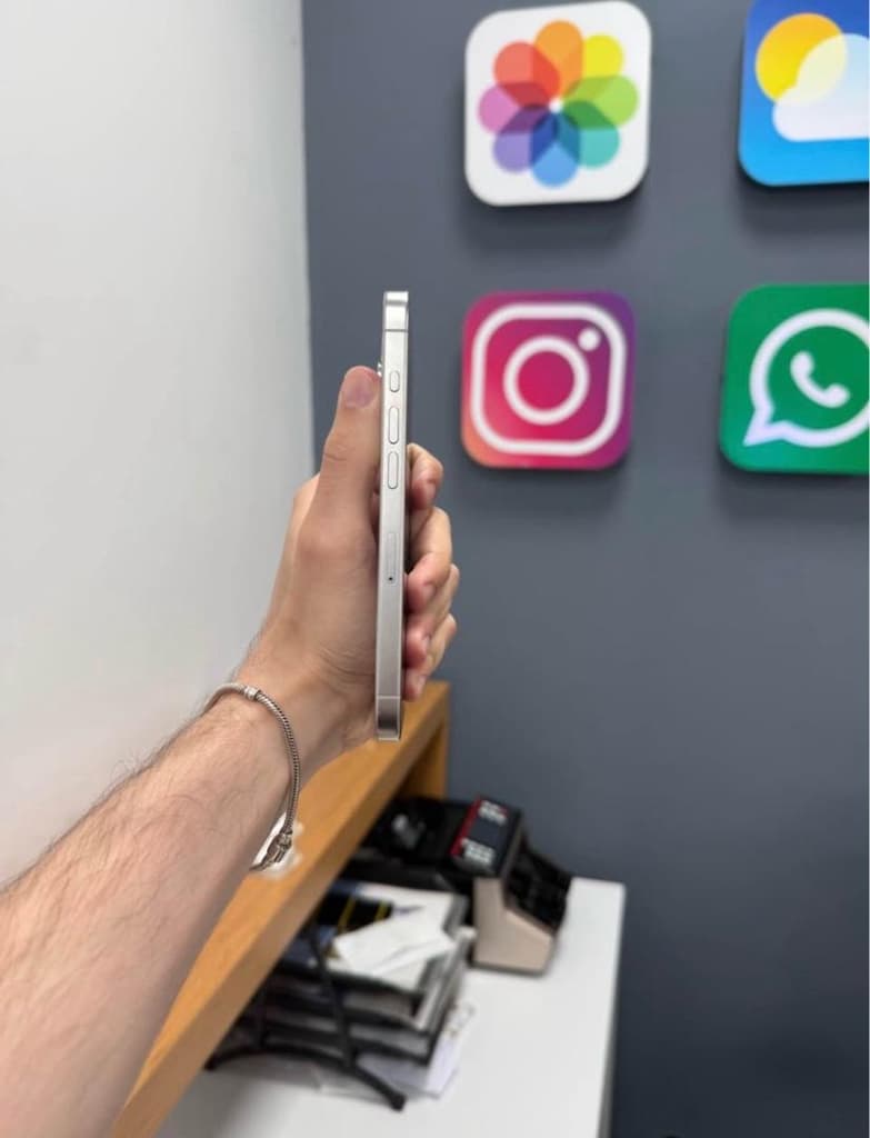 İphone 15 Pro 128 Gb Beyaz Temiz - 3
