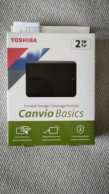 Toshiba Canvio Basics 2TB Taşınabilir Harici Disk - Sıfır/Kapalı Kutu