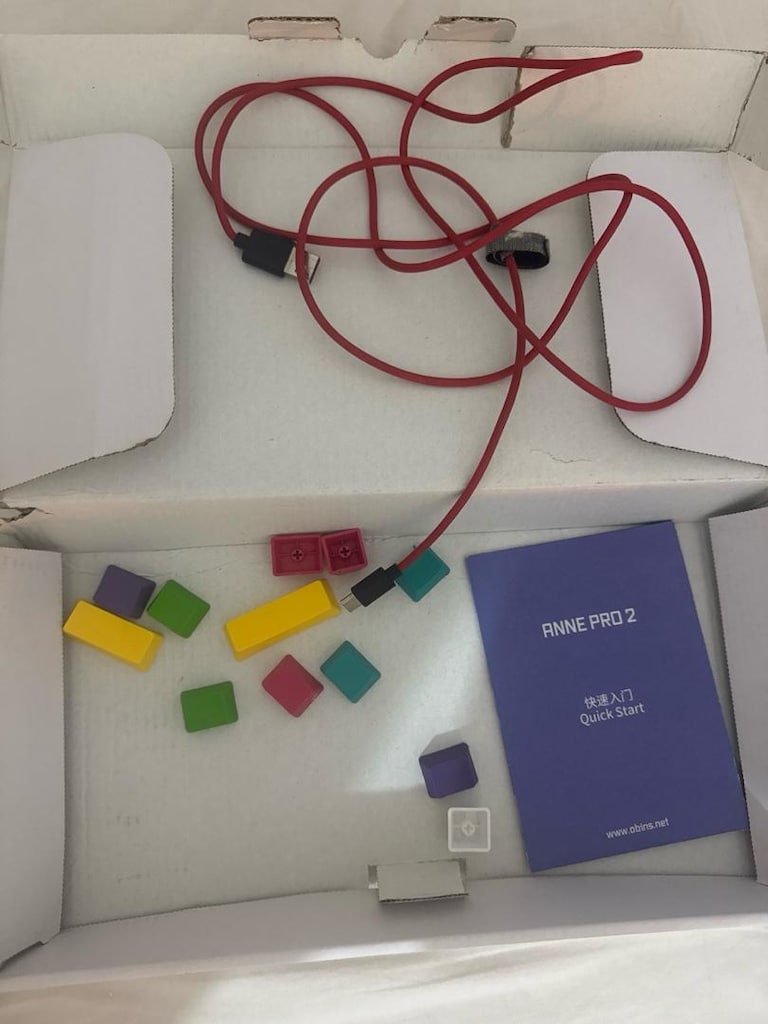 ANNE PRO 2 Beyaz Mekanik Klavye – Kutulu ve Aksesuarlı - 4