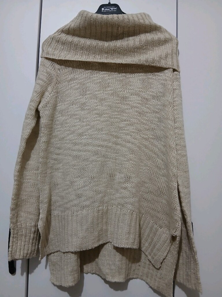 H&M Basic Boğazlı Kazak(L)