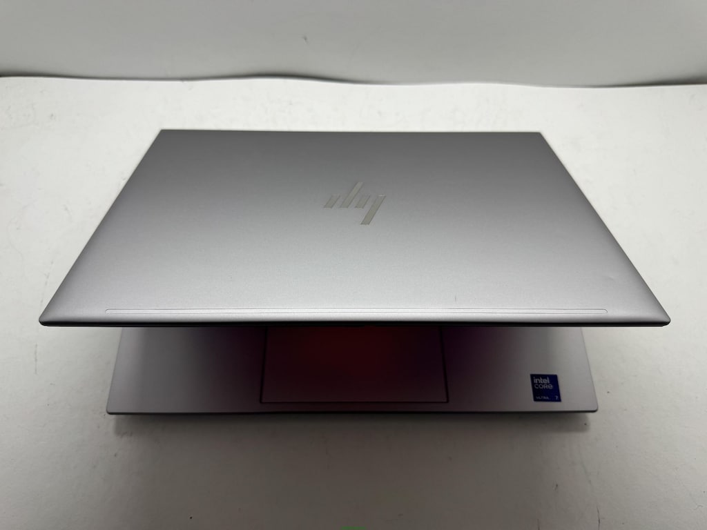 HP ZBOOK ULTRA 7 İŞLEMCİ 32 GB RAM 1 TB M2SSD RTX A500 - 9