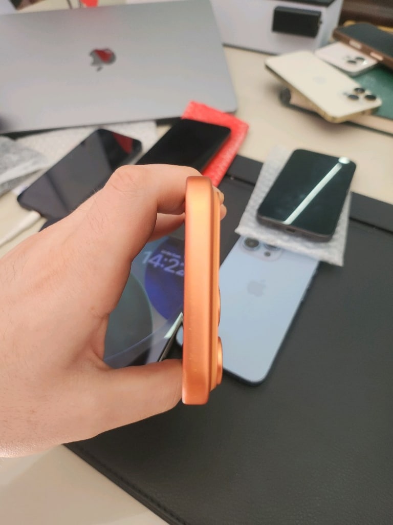 İPHONE 17 PRO MAX 256 SÜRE BİTİK - 4