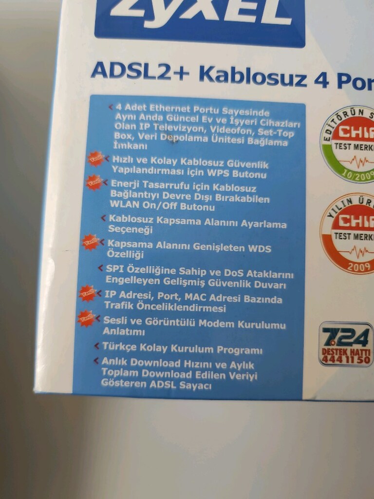 ZyXELP-660HW-T1 v3802.11g Kablosuz ADSL2+ 4-Port Modem/Router - 2
