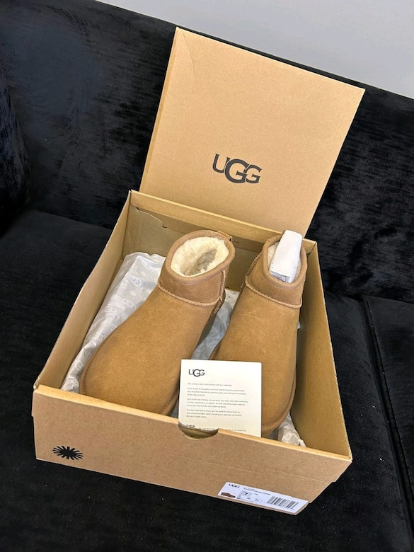UGG W classic ultra mini platform taba