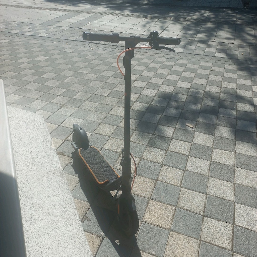 Segway Ninebot F2 PRO 900W (Sıfır ayarında) - 4