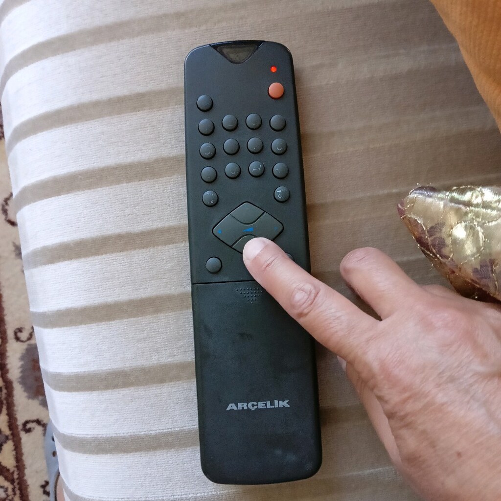 Arçelik Beko Grundig Altus Tüplü TV kumanda