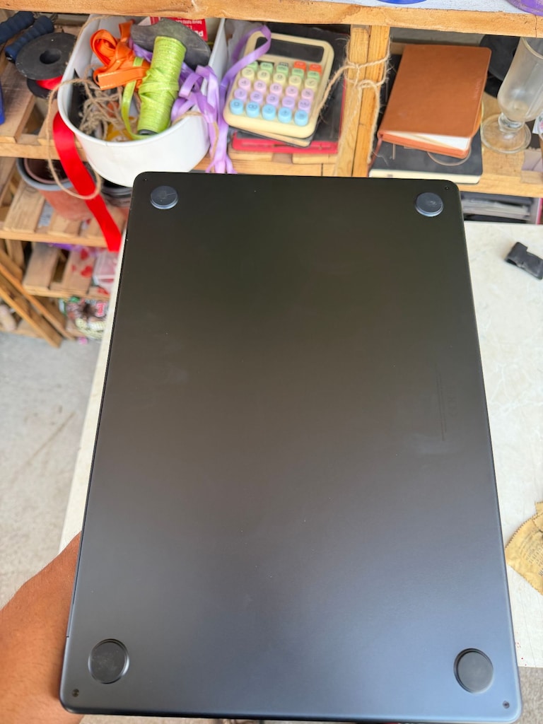 Apple MacBook Air M4 15.3" 16GB RAM 256GB SSD 2027 Garantili acillll