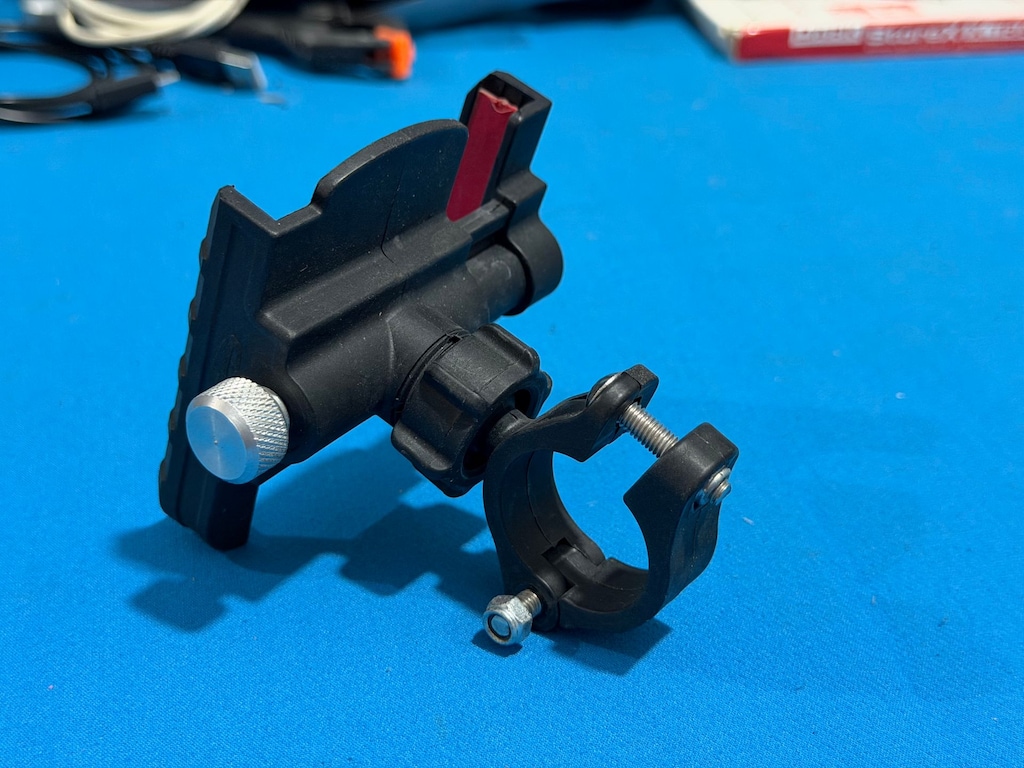 GP Kompozit Universal Telefon Tutucu - 3