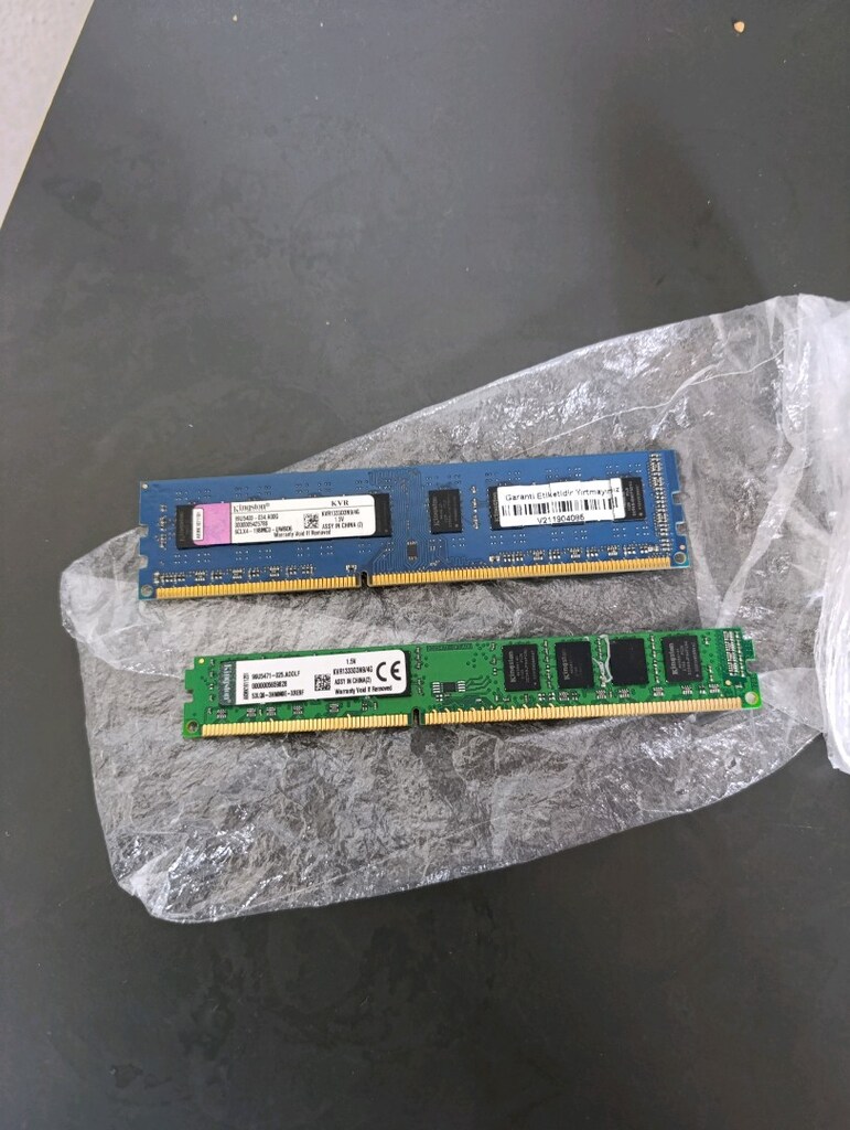 4+4+2=10 GB DDR3 Ram 1333 Mhz - 3