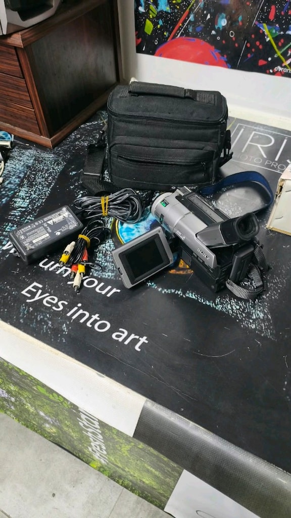 Sony DCR-TRV210E Digital8 Handycam Video Kamera - 14
