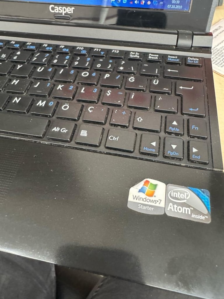 Casper Minibook 10.1" / 2GB RAM / Çantalı Ucuz Küçük Laptop - 6
