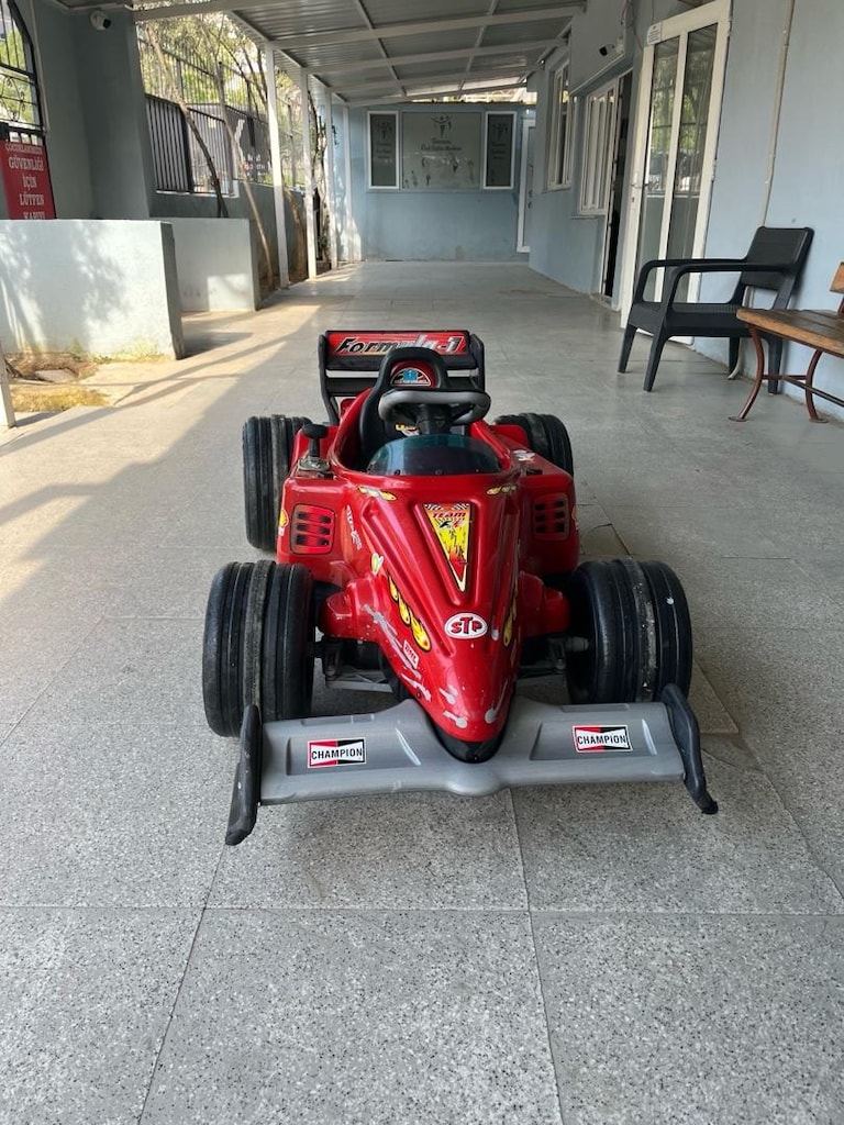 aliş f1 akülü araç - 5