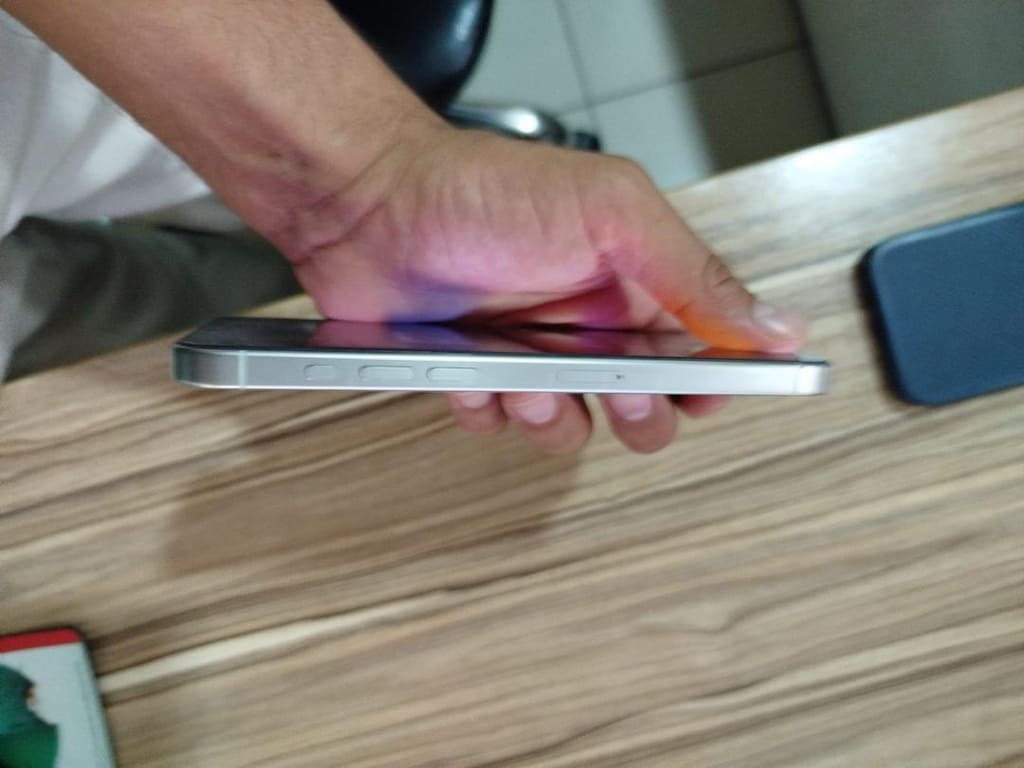 iPhone 15 pro Max - 4