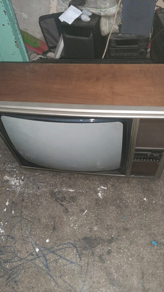 SANYO ANTİKA TÜPLÜ TV - 8