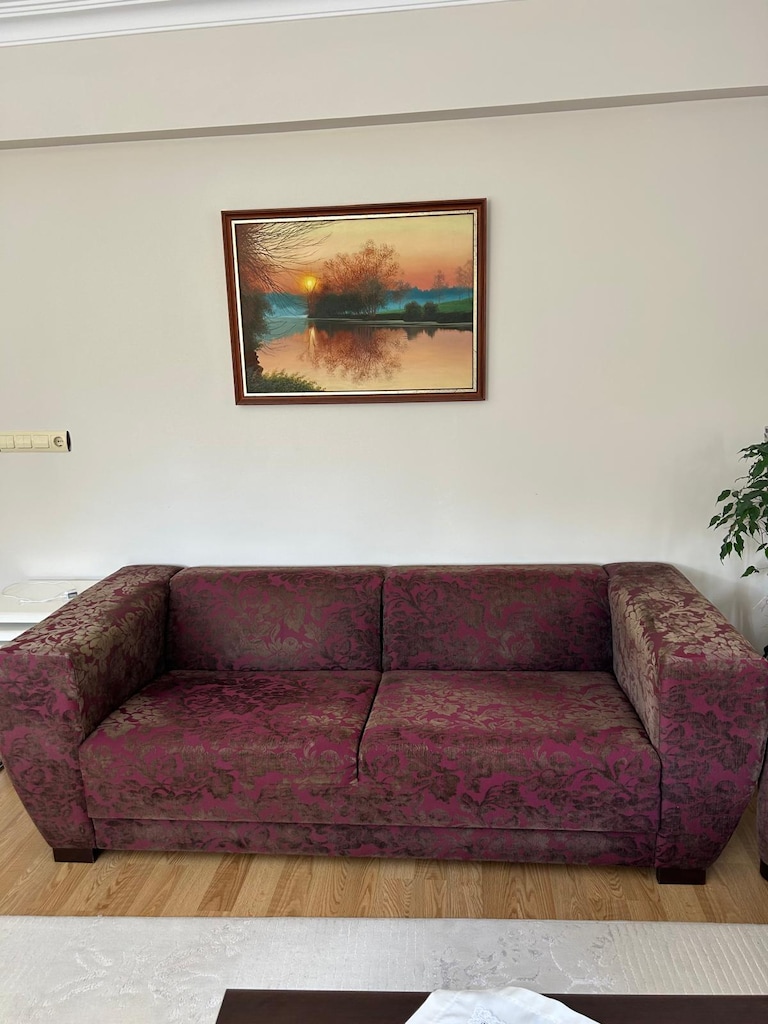 Tepehome kaliteli ve konforlu koltuk takımı. 2 üçlü - 2 berjer - sehpa - 5