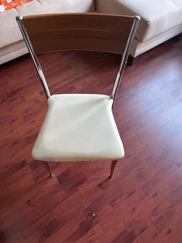 Açılabilen 4-6 kişilik Masa ve 4 Sandalye - 3