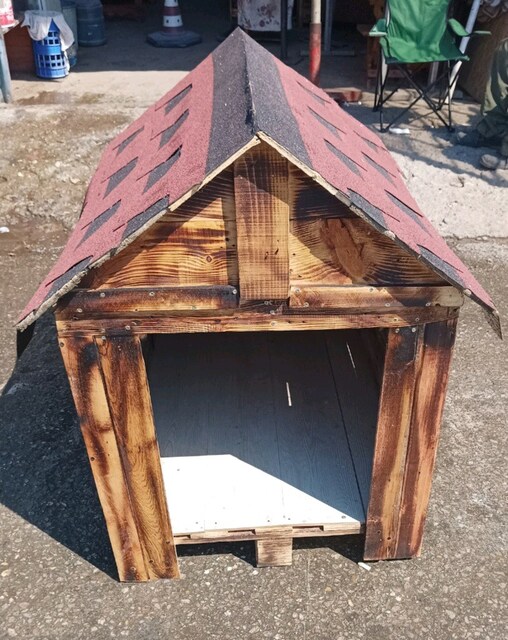 köpek için kulübe