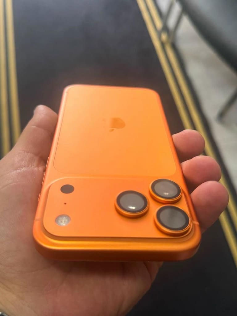 2 AYLIK NOKTA ÇİZİKSİZ IPHONE 17 PRO MAX 256 GB YURTDIŞI CİHAZ - 3