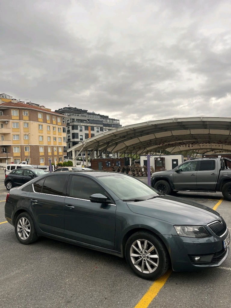 SKODA OCTAVİA TDI STYLER CR CAM TAVAN SANROFLU OTOMATİK DİZEL - 6