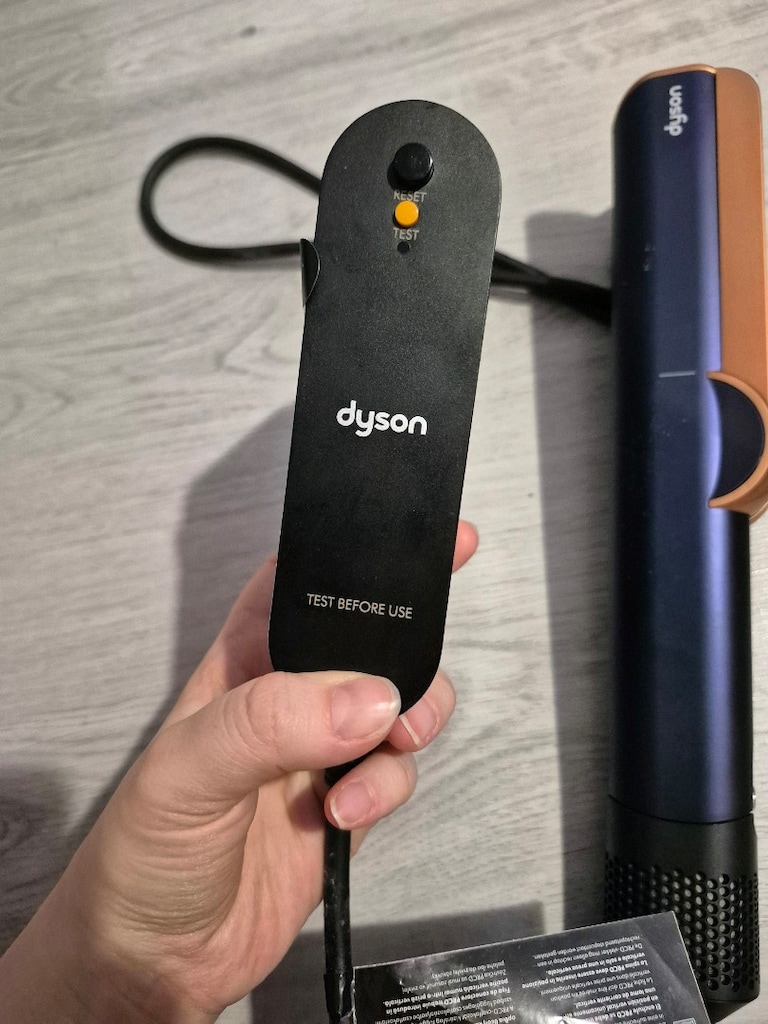 dyson airstrait - 4
