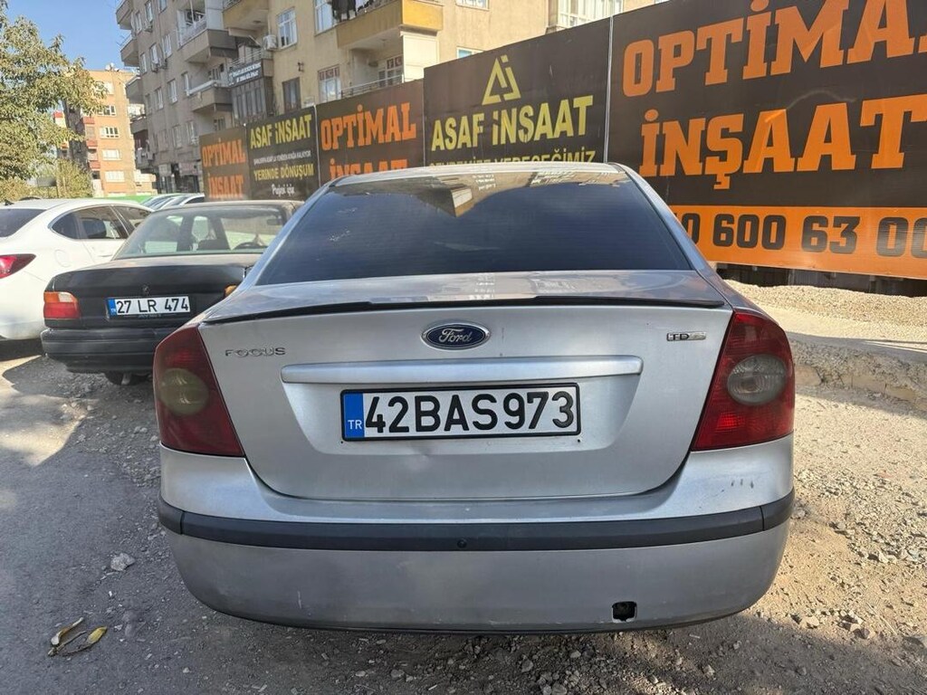 2008 Ford focus - 3
