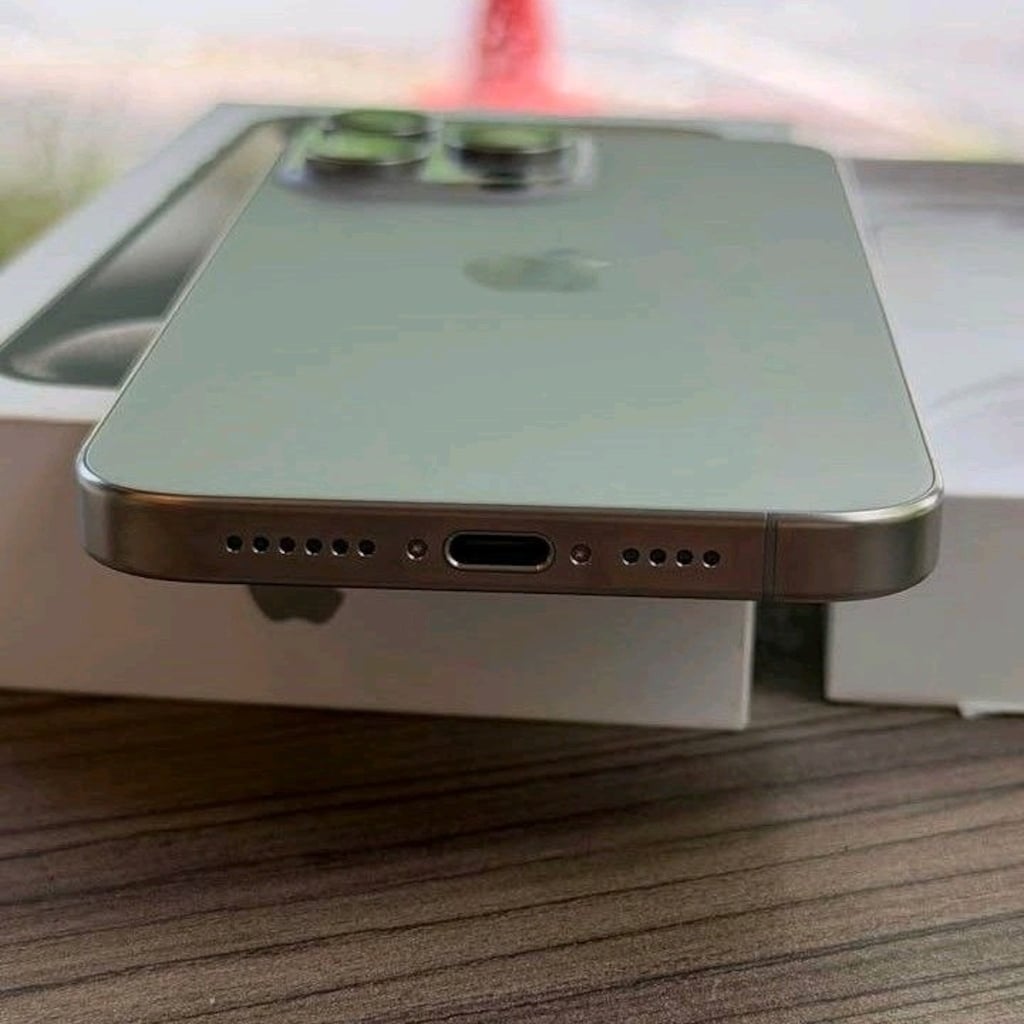 İlk Sahibinden İPhone 15 Promax - 5