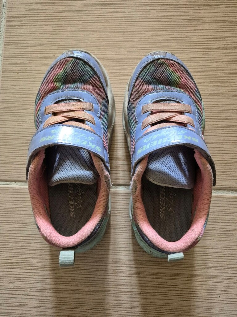 skechers spor ayakkabı