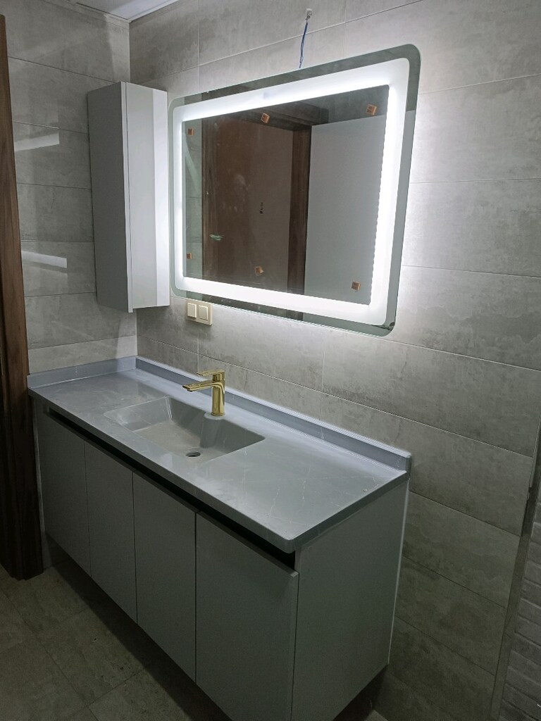 LED aydınlatmalı lavabo dolabımız - 3