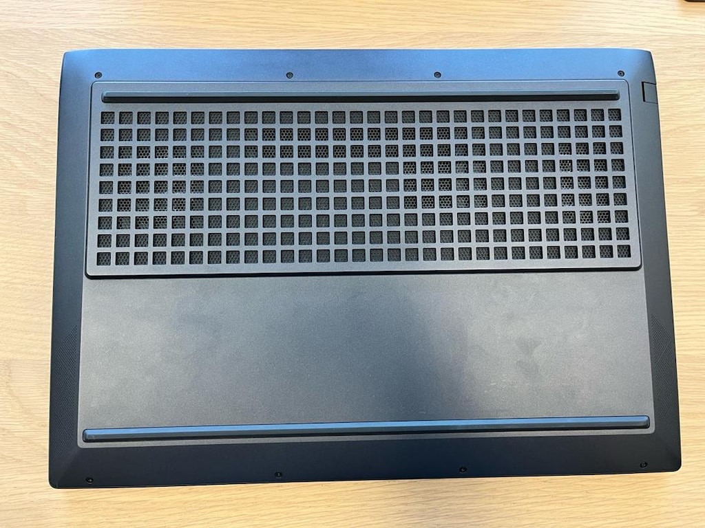 Hp Victus 16 Ryzen 5 7640HS 16GB Ram 512 gb SSD RTX4050 - 8