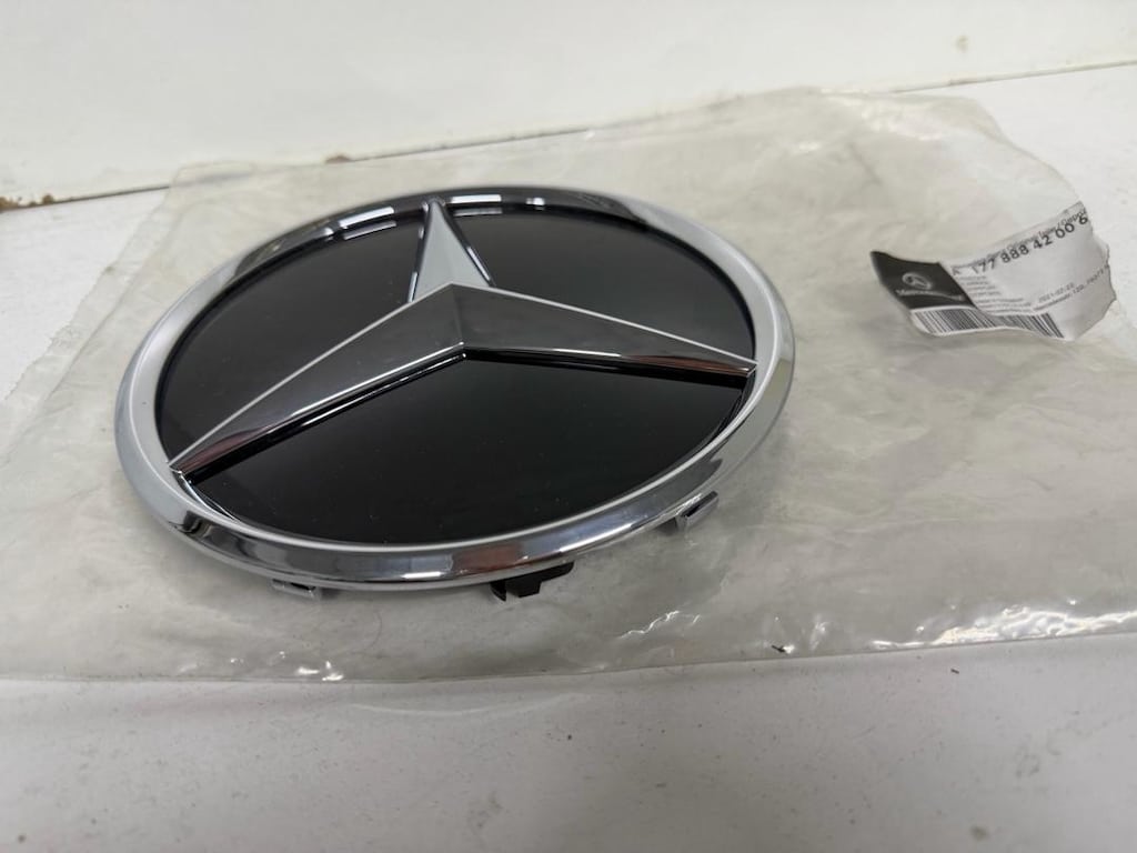 Mercedes A-cla -w177-w118-w247 panjur arması sıfır orjinal A1778885200 - 2