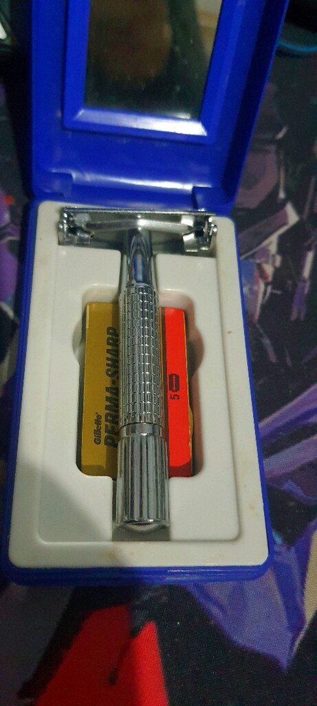 Traş Makinesi Set Jiletleriyle birlikte Set Sıfır - 3