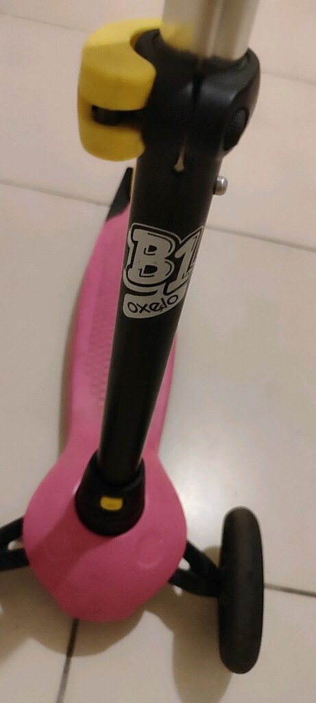 Decathlon Oxelo B1 model 3 tekerlekli çocuk skuteri - 3