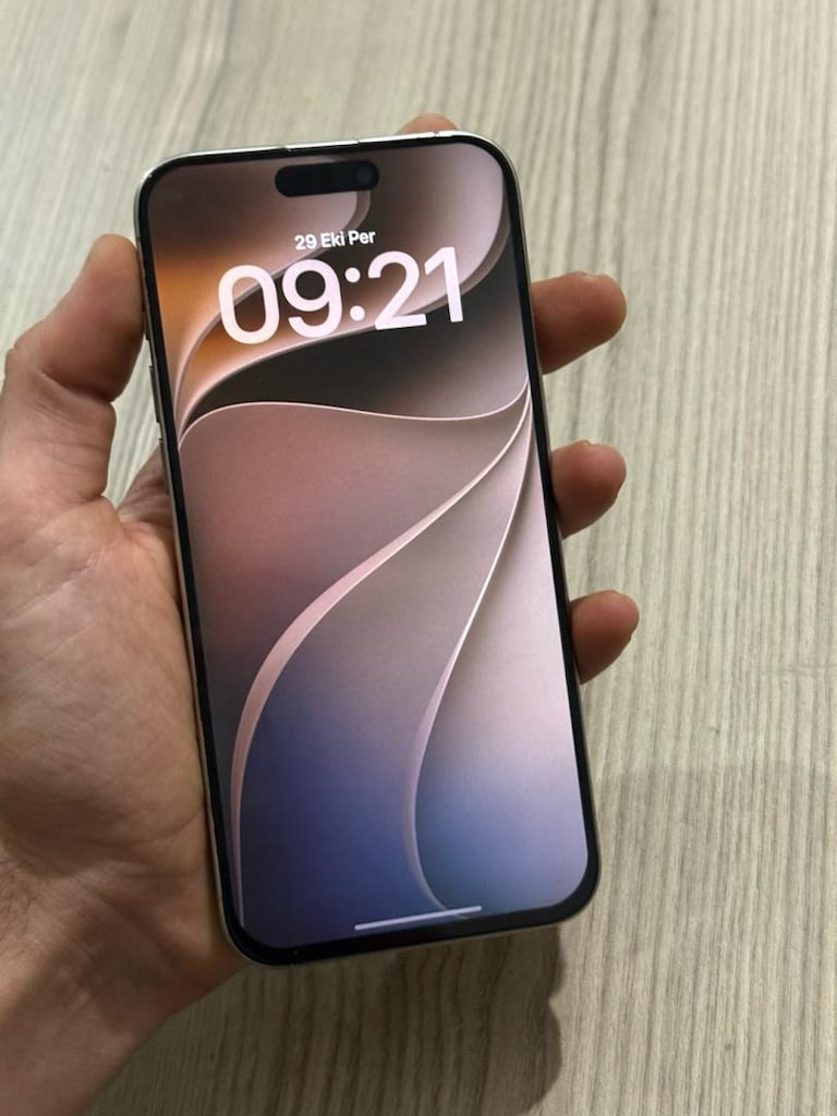 iPhone 15 PRO MAX - 4